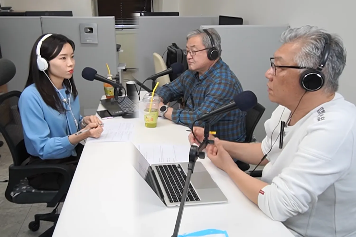 [영상-홍시car] 중국 전기차 의외로 많이 산다? – 이제는 신뢰까지 좋아질 것이다? 합리적 관점과 선택!